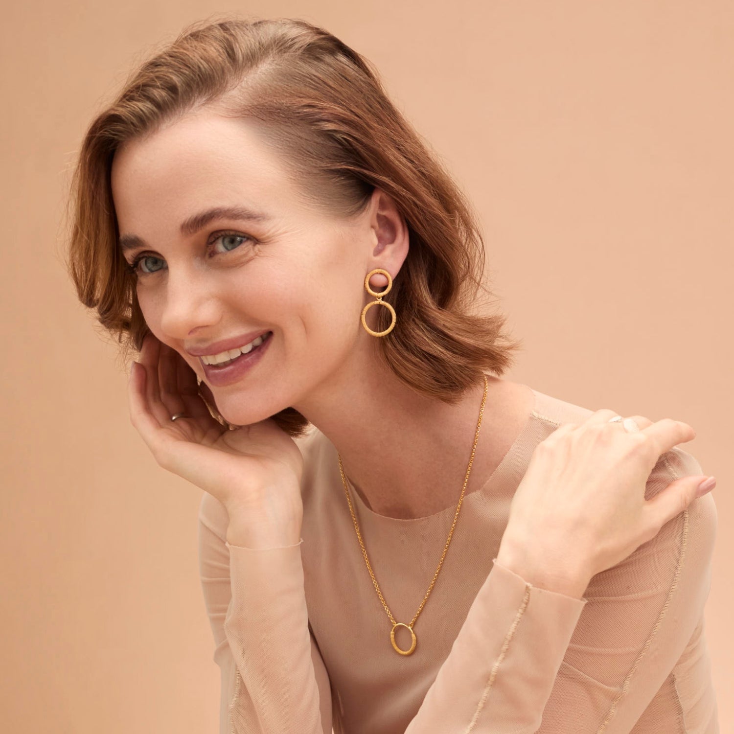 ASHER DOUBLE CIRCLE GOLD MEDIUM EARRINGS