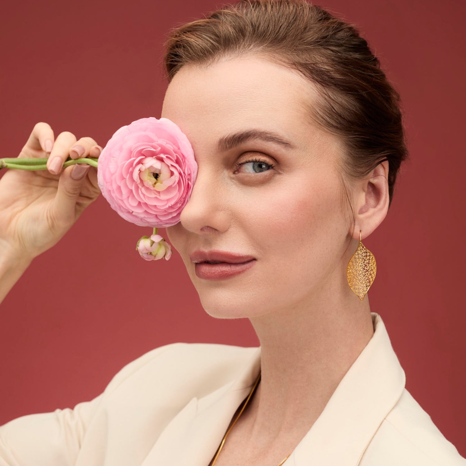 BLAIR GOLD MEDIUM EARRINGS