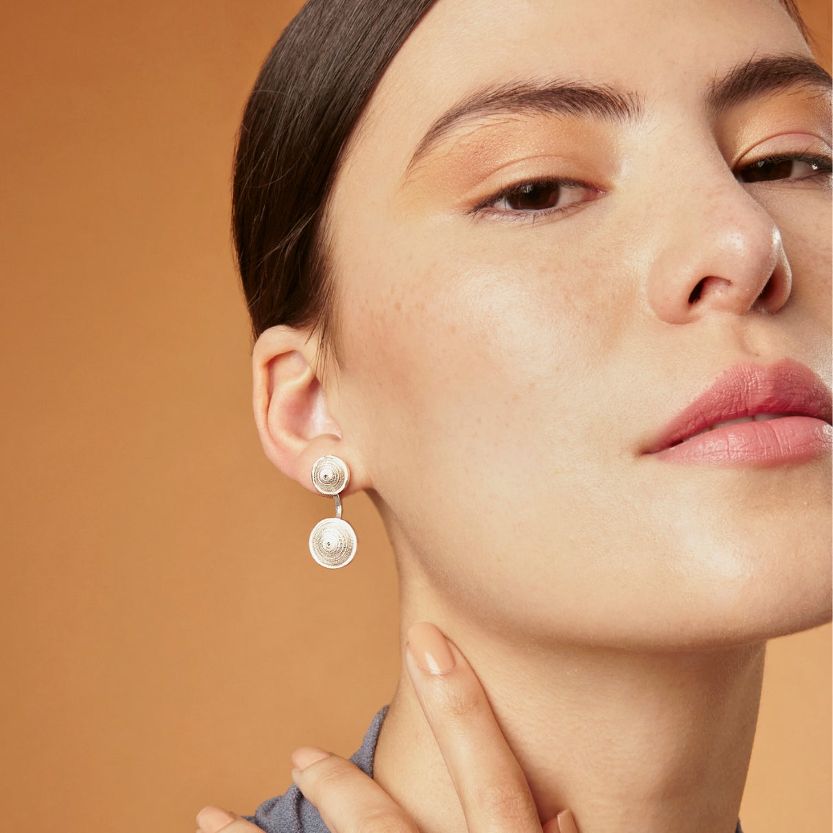 SAMANTHA SILVER MEDIUM EARRINGS FILIGREE