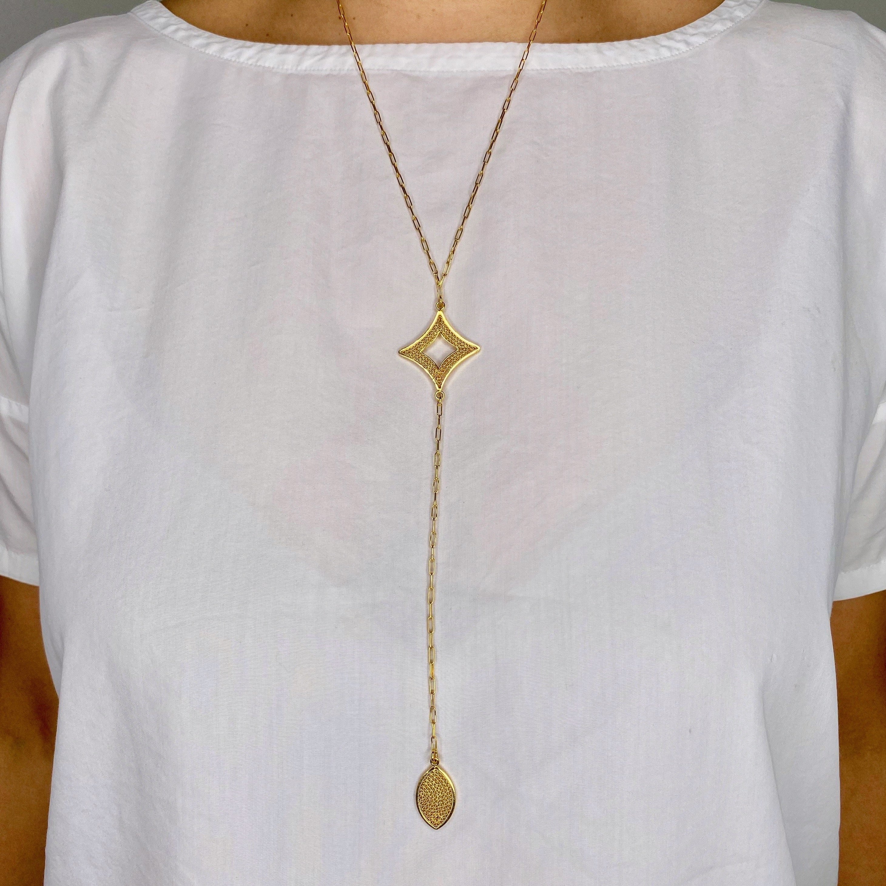 ADDISON GOLD SINGLE LONG NECKLACE FILIGREE