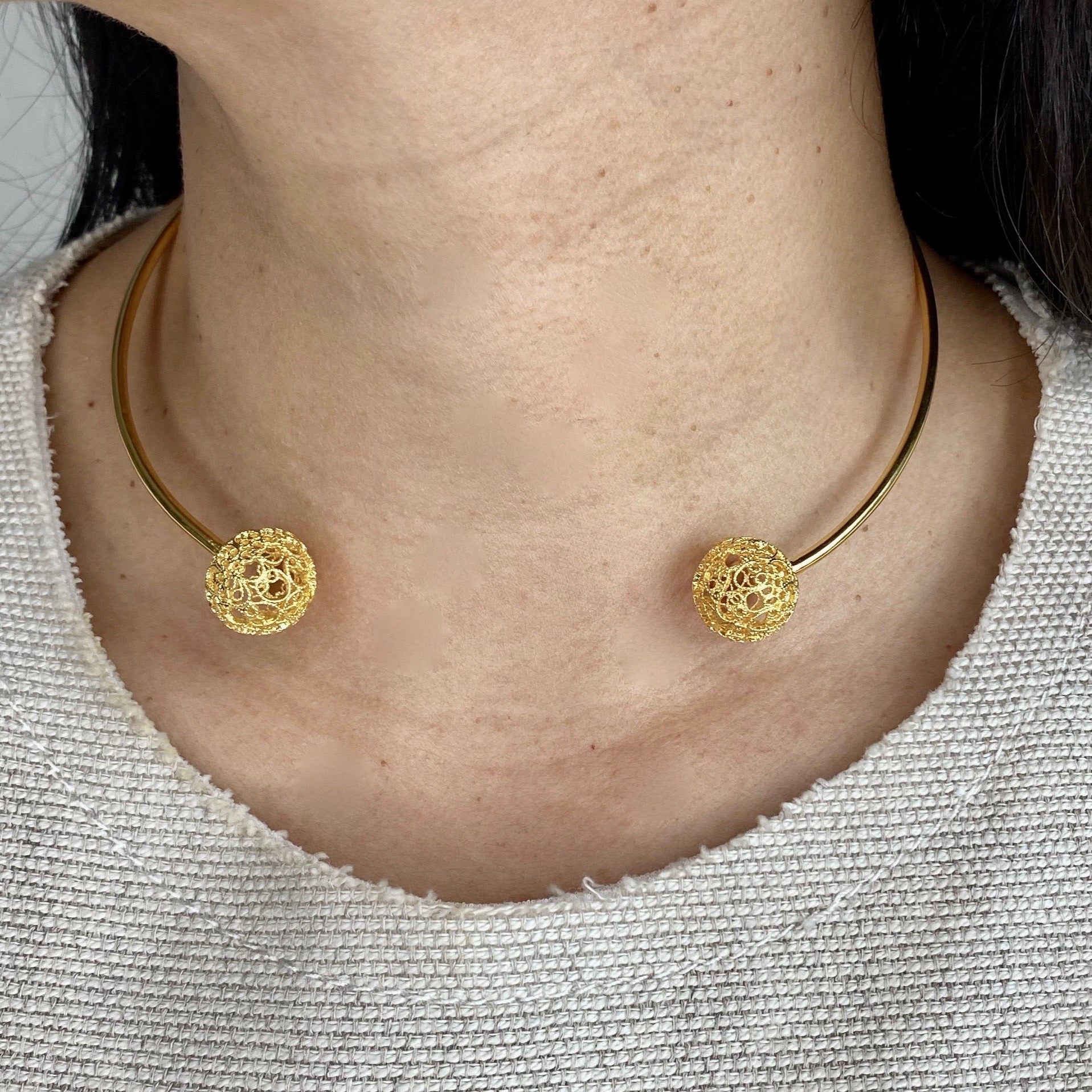 LUCRECIA GOLD SMALL CHOKER NECKLACE FILIGREE