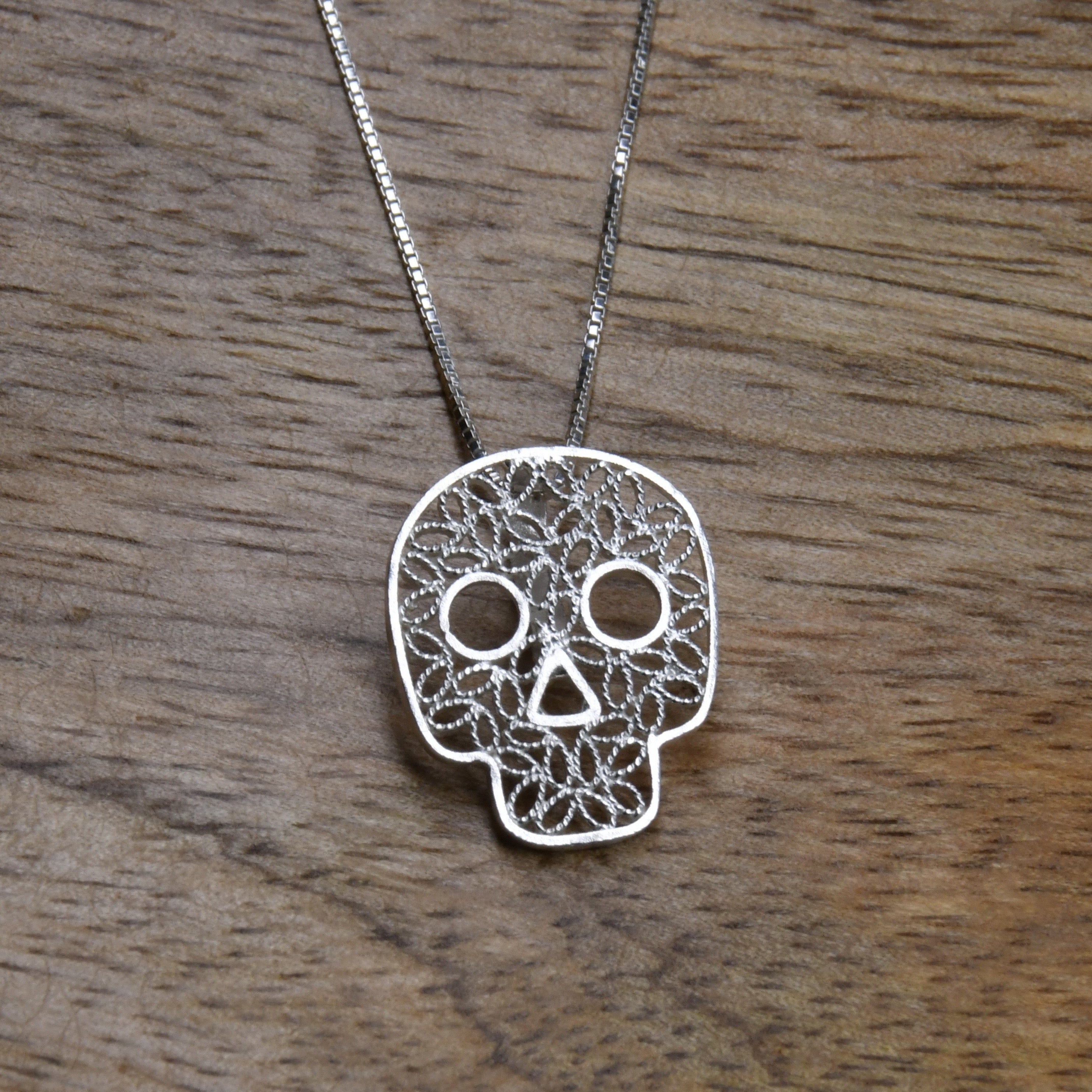 SUGAR GOLD SKULL MINI PENDANT FILIGREE