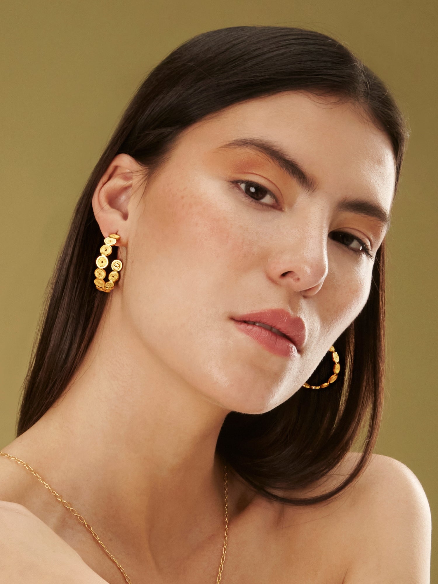 EMELINE GOLD MEDIUM FILIGREE HOOPS EARRINGS FILIGREE