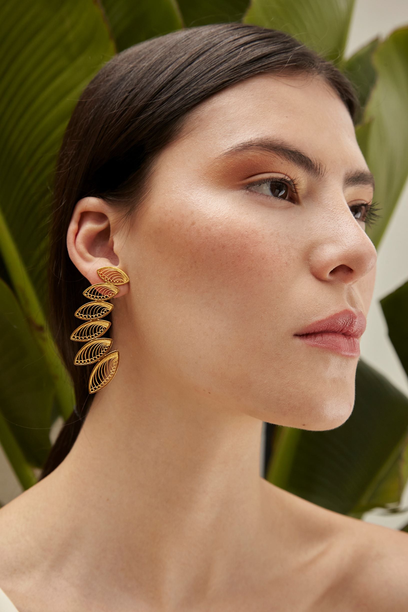 Gold hot sale fishbone earrings